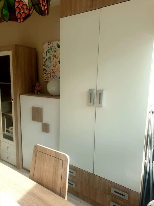 Precioso Estudio Con Piscina A 200M Del Mar Marbella Exterior foto